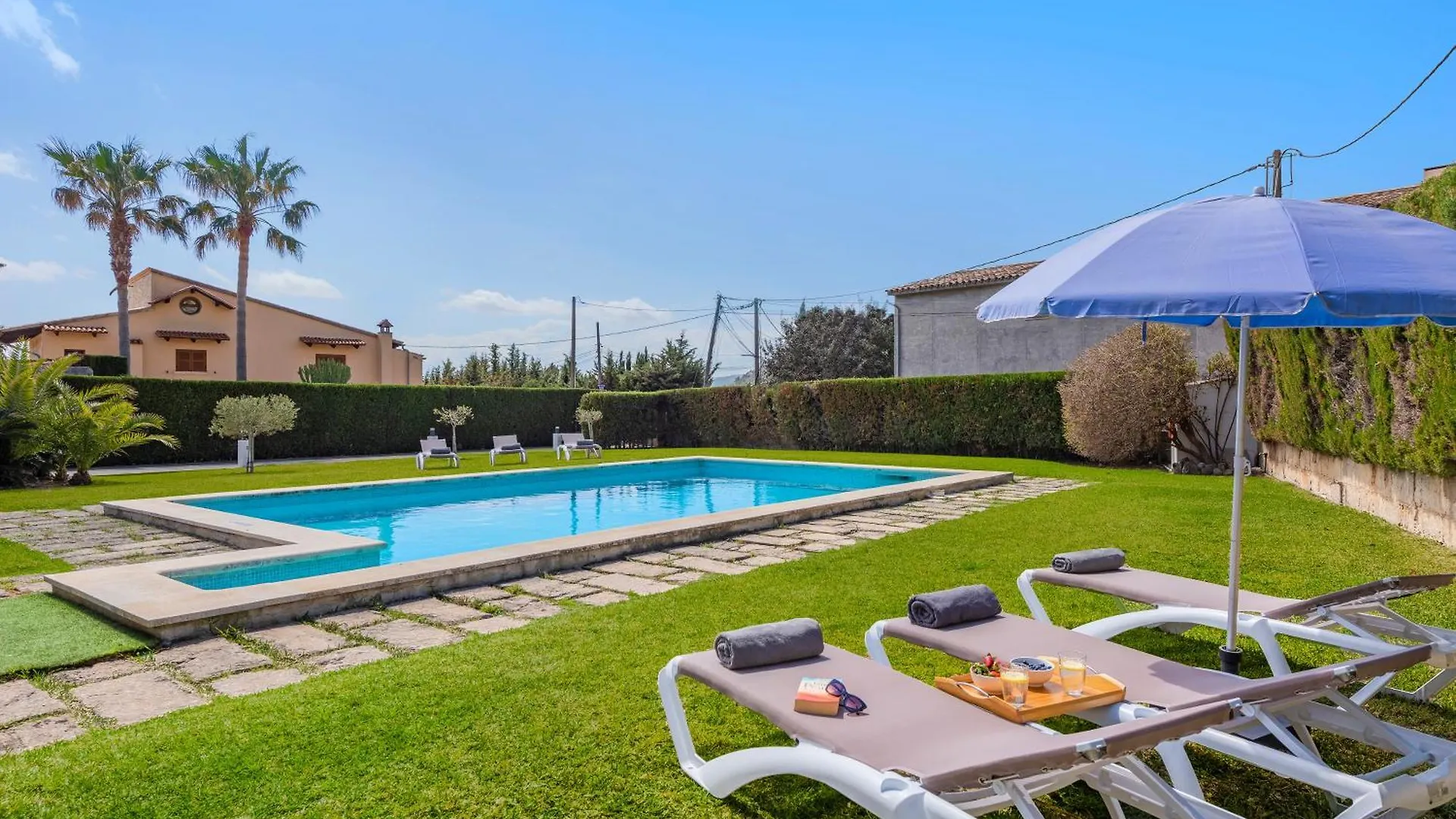 Villa D'Arbres - Stunning Mountain Views Port de Pollença Vakantiehuis