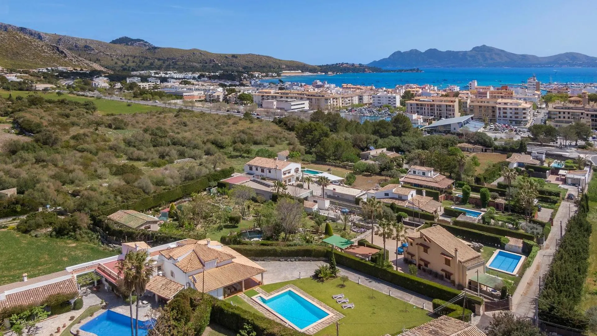 Villa D'Arbres - Stunning Mountain Views Port de Pollença
