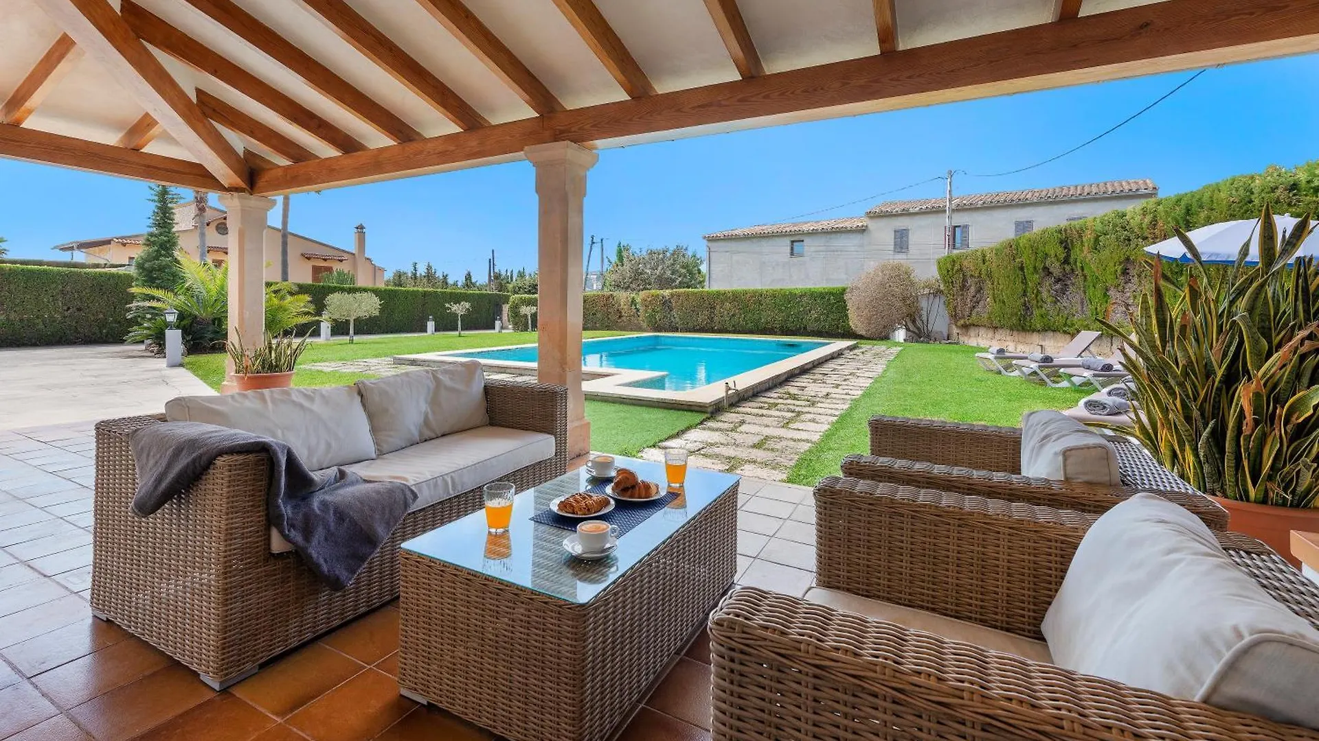 Vakantiehuis Villa D'Arbres - Stunning Mountain Views Port de Pollença